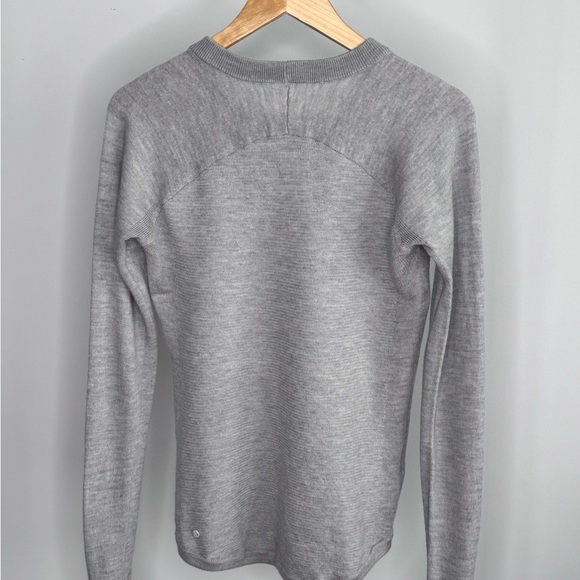 Lululemon Sweater - Picture 4 of 4
